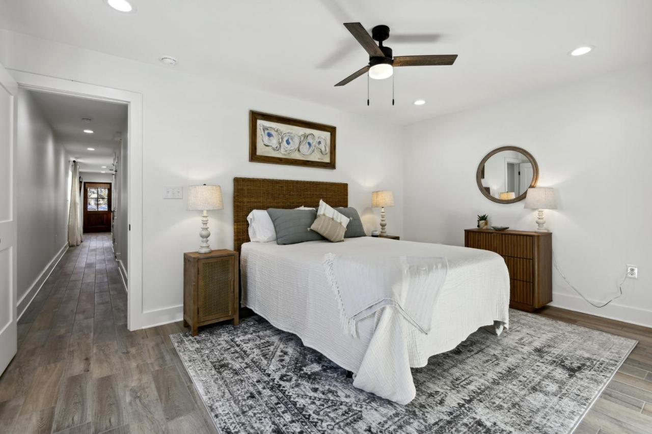 Vacation Rental Bay St Louis Walk To Beach, Dining, Shopping, And Nightlife Бей-Сент-Луис Экстерьер фото